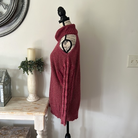 Torrid Metallic Cable Pullover Cold Shoulder Sweater Womens size 1x - Picture 4 of 8